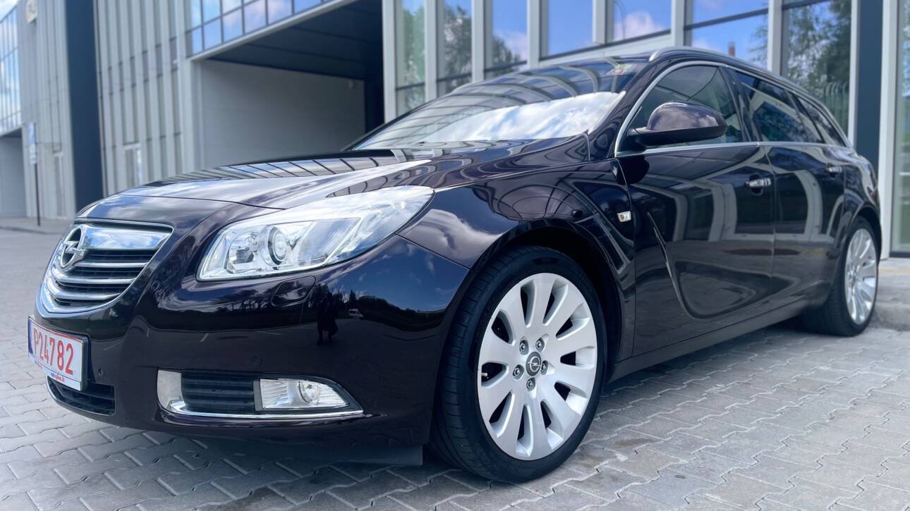 Opel Insignia Sports Tourer COSMO 2011 m